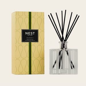 NEST New York Grapefruit Reed Diffuser 5.9 oz Fresh Citrus Home Fragrance New